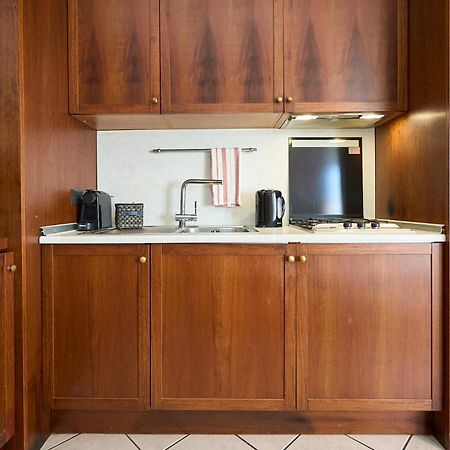 -Luminosa 5 Stars With Balcony- Wifi Netflix 15 Minutes From Duomo Apartman Milánó Kültér fotó