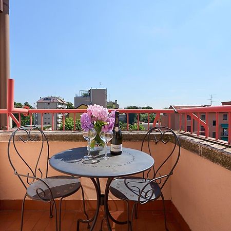 -Luminosa 5 Stars With Balcony- Wifi Netflix 15 Minutes From Duomo Apartman Milánó Kültér fotó