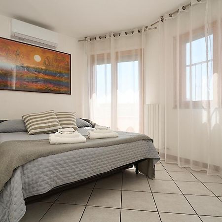 -Luminosa 5 Stars With Balcony- Wifi Netflix 15 Minutes From Duomo Apartman Milánó Kültér fotó