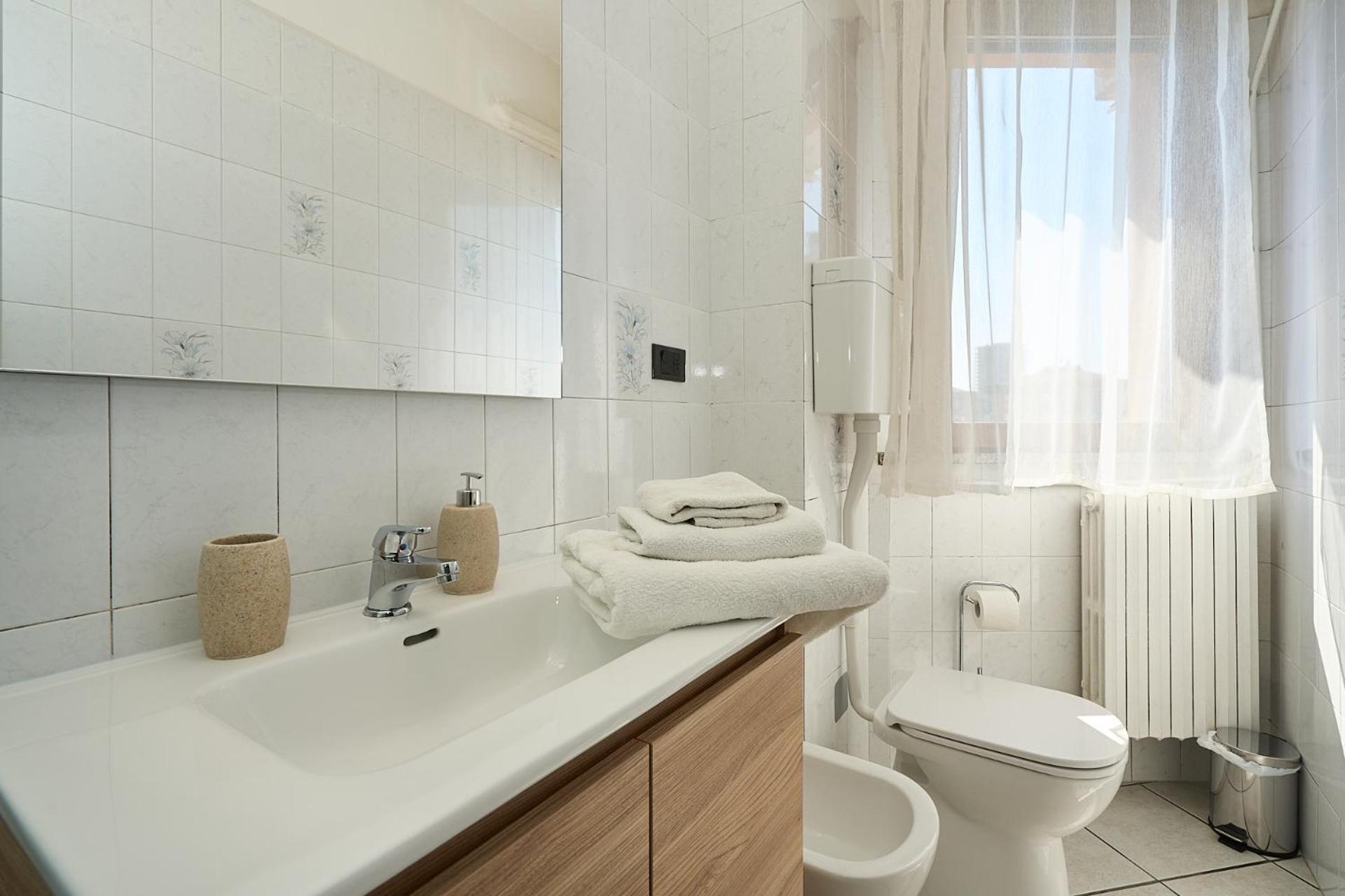 -Luminosa 5 Stars With Balcony- Wifi Netflix 15 Minutes From Duomo Apartman Milánó Kültér fotó