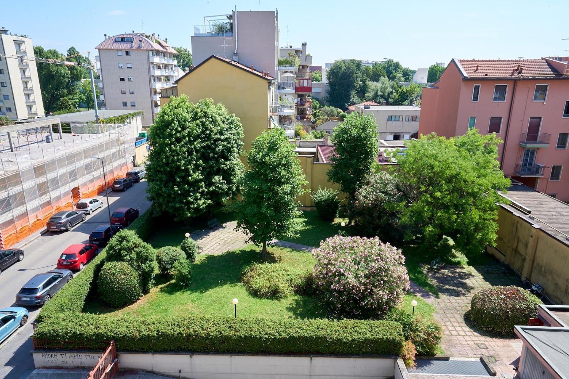 -Luminosa 5 Stars With Balcony- Wifi Netflix 15 Minutes From Duomo Apartman Milánó Kültér fotó