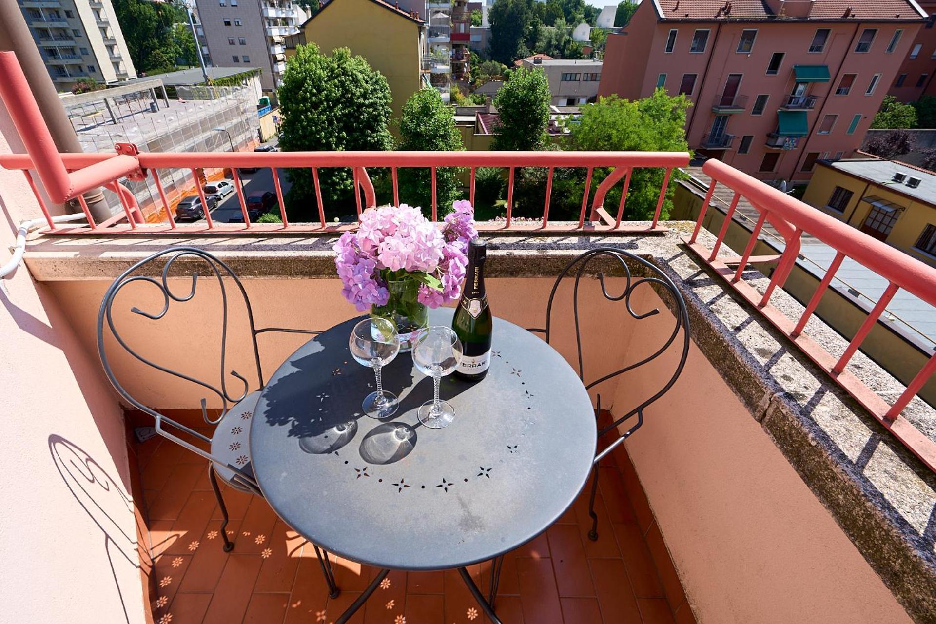 -Luminosa 5 Stars With Balcony- Wifi Netflix 15 Minutes From Duomo Apartman Milánó Kültér fotó